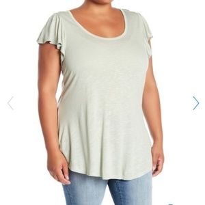 Bobeau ruffle sleeve tee